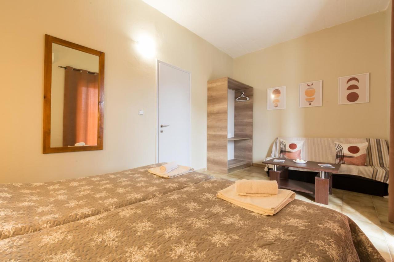 Naos Studios - Private Apartment Kávos Esterno foto